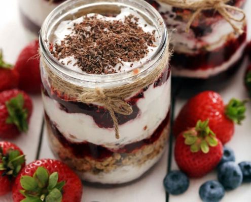yogur con frutas y avena