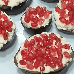 Berenjena navideña de mascarpone con granada
