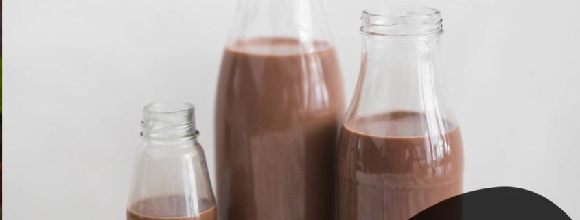 BATIDO DE ALGARROBA, PLÁTANO Y PISTACHOS